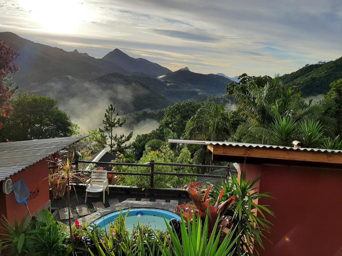 Chalet Chale Pakere Bellavista: Mountain Retreat With Panoramic Valley Views *